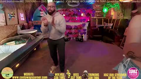 Snapshot of bigbananamilfshake chatting on 24, 2, 2025 Mya and Angelo online show from 24, 2, 2025