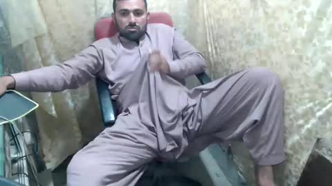 Snapshot of bigbbc999 chatting on 28, 11, 2025 arab bbc online show from 28, 11, 2025