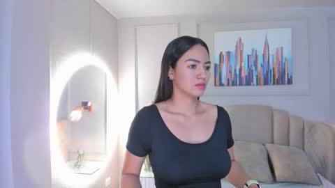 Snapshot of bigboobsnaughty1 chatting on 28, 1, 2025 online show from 28, 1, 2025