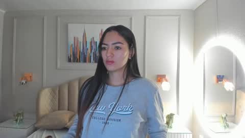 Snapshot of bigboobsnaughty1 chatting on 2, 2, 2025 online show from 2, 2, 2025