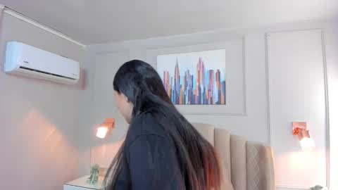 Snapshot of bigboobsnaughty1 chatting on 26, 9, 2025 online show from 26, 9, 2025