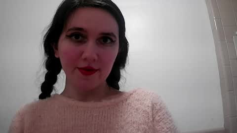 Isabella online show from 6, 12, 2024