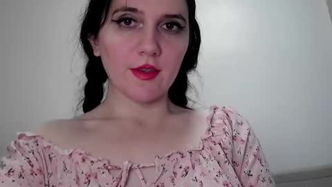 Isabella online show from 11, 12, 2024
