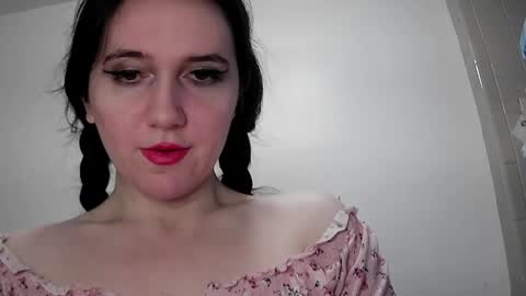 Isabella online show from 13, 12, 2024