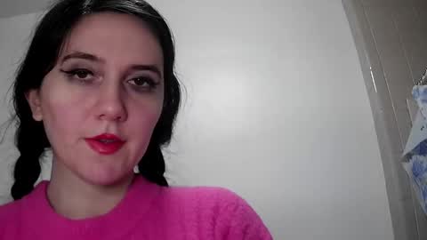 Isabella online show from 17, 12, 2024