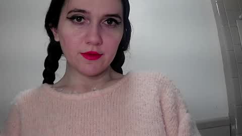 Isabella online show from 24, 12, 2024