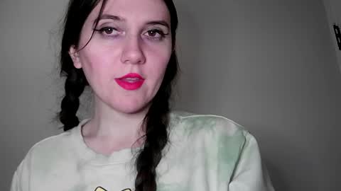 Isabella online show from 19, 1, 2025