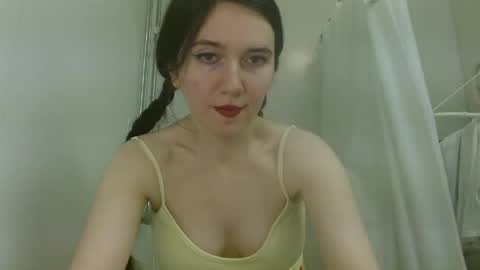 Isabella online show from 6, 4, 2026