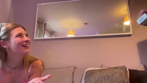 Josh 26  Lucy 24  Katie 23 online show from 11, 10, 2025