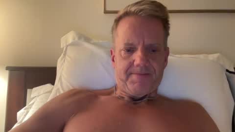 Snapshot of bigbradad64 chatting on 4, 8, 2026 Don online show from 4, 8, 2026
