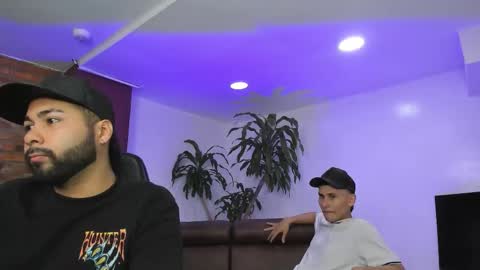 MOD ramon My team is mickey and roman online show from 14, 12, 2025