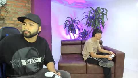 MOD ramon My team is mickey and roman online show from 18, 12, 2025