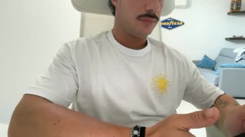 Snapshot of bigc3344 chatting on 1, 8, 2026 Michael online show from 1, 8, 2026