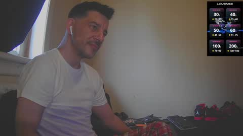 Jon - Im Straight online show from 15, 10, 2025