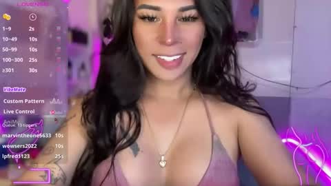 queen amanda online show from 5, 10, 2025