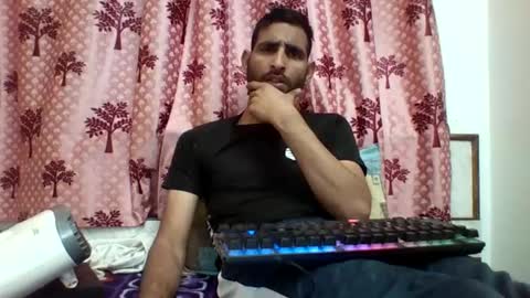 Snapshot of bigcockboy2580 chatting on 12, 12, 2024 akash online show from 12, 12, 2024