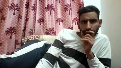 Snapshot of bigcockboy2580 chatting on 4, 1, 2025 akash online show from 4, 1, 2025