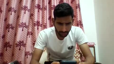 Snapshot of bigcockboy2580 chatting on 27, 2, 2025 akash online show from 27, 2, 2025