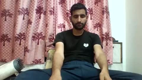 Snapshot of bigcockboy2580 chatting on 5, 3, 2025 akash online show from 5, 3, 2025