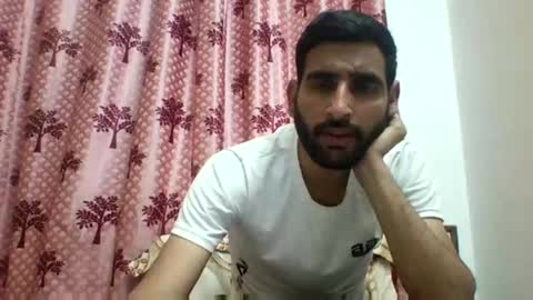 Snapshot of bigcockboy2580 chatting on 10, 3, 2025 akash online show from 10, 3, 2025