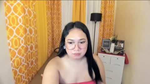 BABY LEXIE online show from 27, 4, 2026