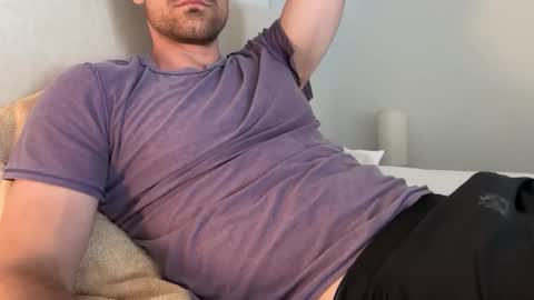 Snapshot of bigcollegecock69690 chatting on 20, 4, 2026 bigcollegecock69690 online show from 20, 4, 2026