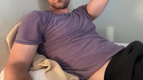 Snapshot of bigcollegecock69690 chatting on 22, 4, 2026 bigcollegecock69690 online show from 22, 4, 2026