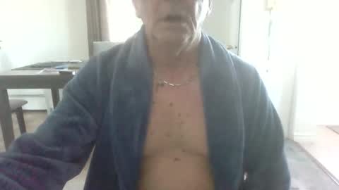 bigdeer581917471 online show from 24, 5, 2026