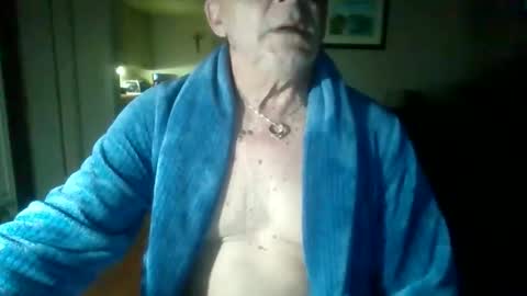 Snapshot of bigdeer58191747802843 chatting on 9, 3, 2025 bigdeer58191747802843 online show from 9, 3, 2025