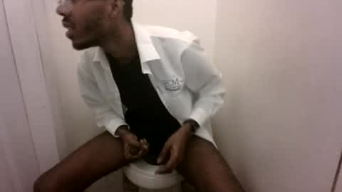Snapshot of bigdickcumslut99 chatting on 6, 12, 2024 antwan online show from 6, 12, 2024