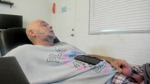 Snapshot of bigdickpiercedtattoos chatting on 10, 9, 2025 bigdickpiercedtattoos online show from 10, 9, 2025