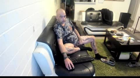 Snapshot of bigdickpiercedtattoos chatting on 9, 10, 2025 bigdickpiercedtattoos online show from 9, 10, 2025