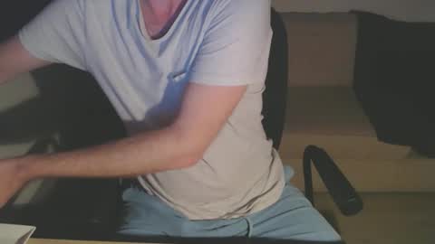 Snapshot of bigdutchenergy chatting on 10, 11, 2025 BigDutchEnergy online show from 10, 11, 2025