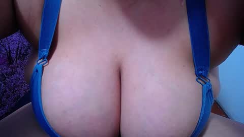  Sunny   online show from 25, 10, 2025