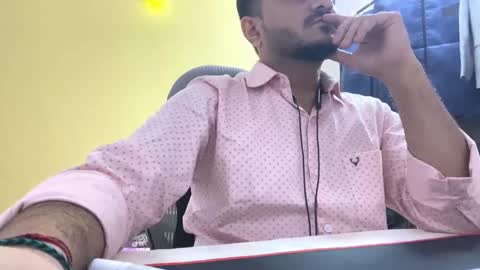 bighandsomesatisfy online show from 19, 1, 2026