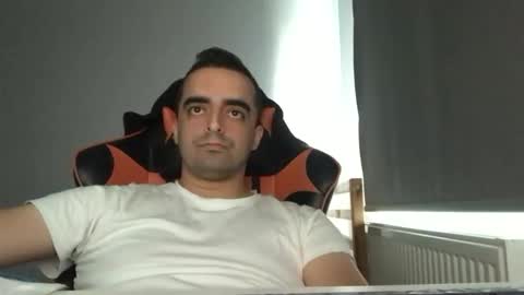 Snapshot of bighead3dcock chatting on 27, 10, 2025 bighead3dcock online show from 27, 10, 2025