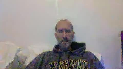 Snapshot of bighugemouthful chatting on 1, 12, 2025 Chaz online show from 1, 12, 2025