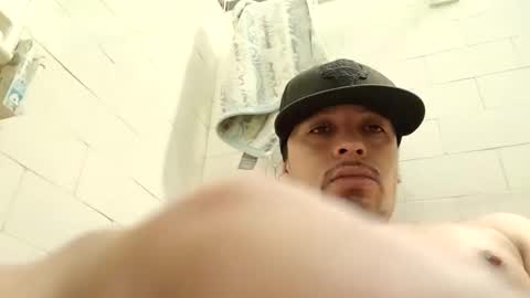 Snapshot of biglatinochorizo chatting on 19, 12, 2024 biglatinochorizo online show from 19, 12, 2024