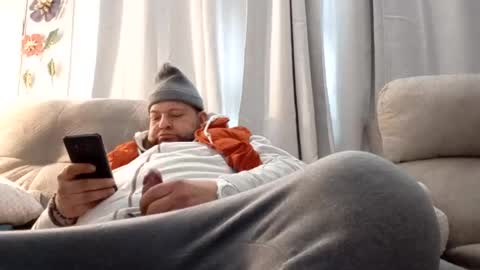 biglk324645168 online show from 19, 2, 2025