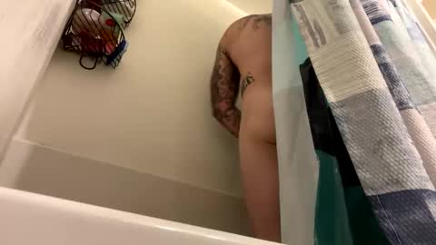 Snapshot of bigmacc15 chatting on 23, 10, 2025 bigmacc15 online show from 23, 10, 2025