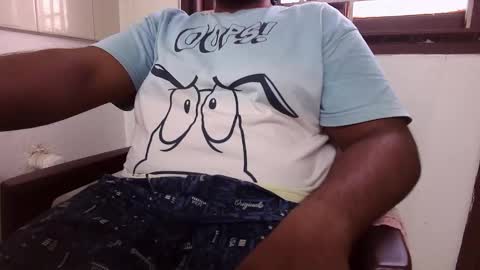 Snapshot of bignaturaldesi chatting on 14, 12, 2025 bignaturaldesi online show from 14, 12, 2025