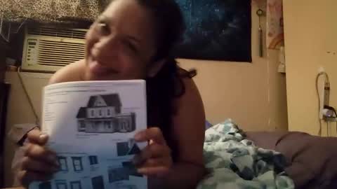 the Mini mami online show from 8, 3, 2025
