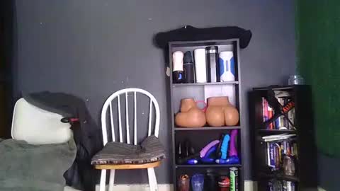 Snapshot of bigpussypump chatting on 24, 2, 2025 bigpussypump online show from 24, 2, 2025