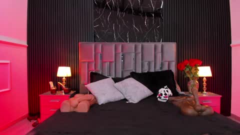 Zayra online show from 30, 4, 2026