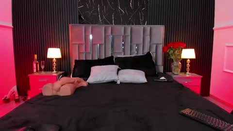 Zayra online show from 8, 5, 2026