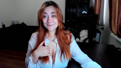 Snapshot of bigsmiletits chatting on 26, 12, 2024 Julia online show from 26, 12, 2024