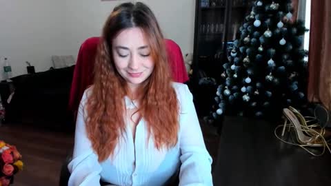 Snapshot of bigsmiletits chatting on 30, 12, 2024 Julia online show from 30, 12, 2024