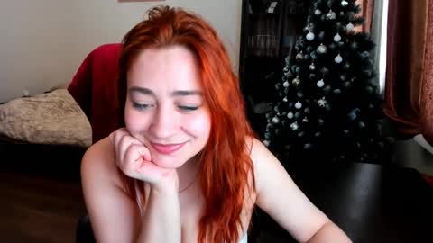 Snapshot of bigsmiletits chatting on 2, 2, 2025 Julia online show from 2, 2, 2025