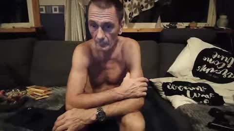 Snapshot of bigswe1 chatting on 8, 1, 2025 bigswe1 online show from 8, 1, 2025