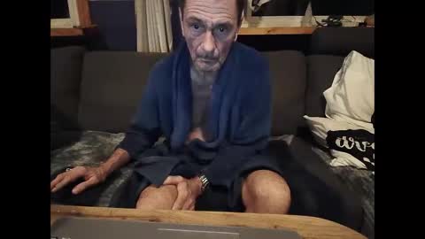 Snapshot of bigswe1 chatting on 13, 1, 2025 bigswe1 online show from 13, 1, 2025